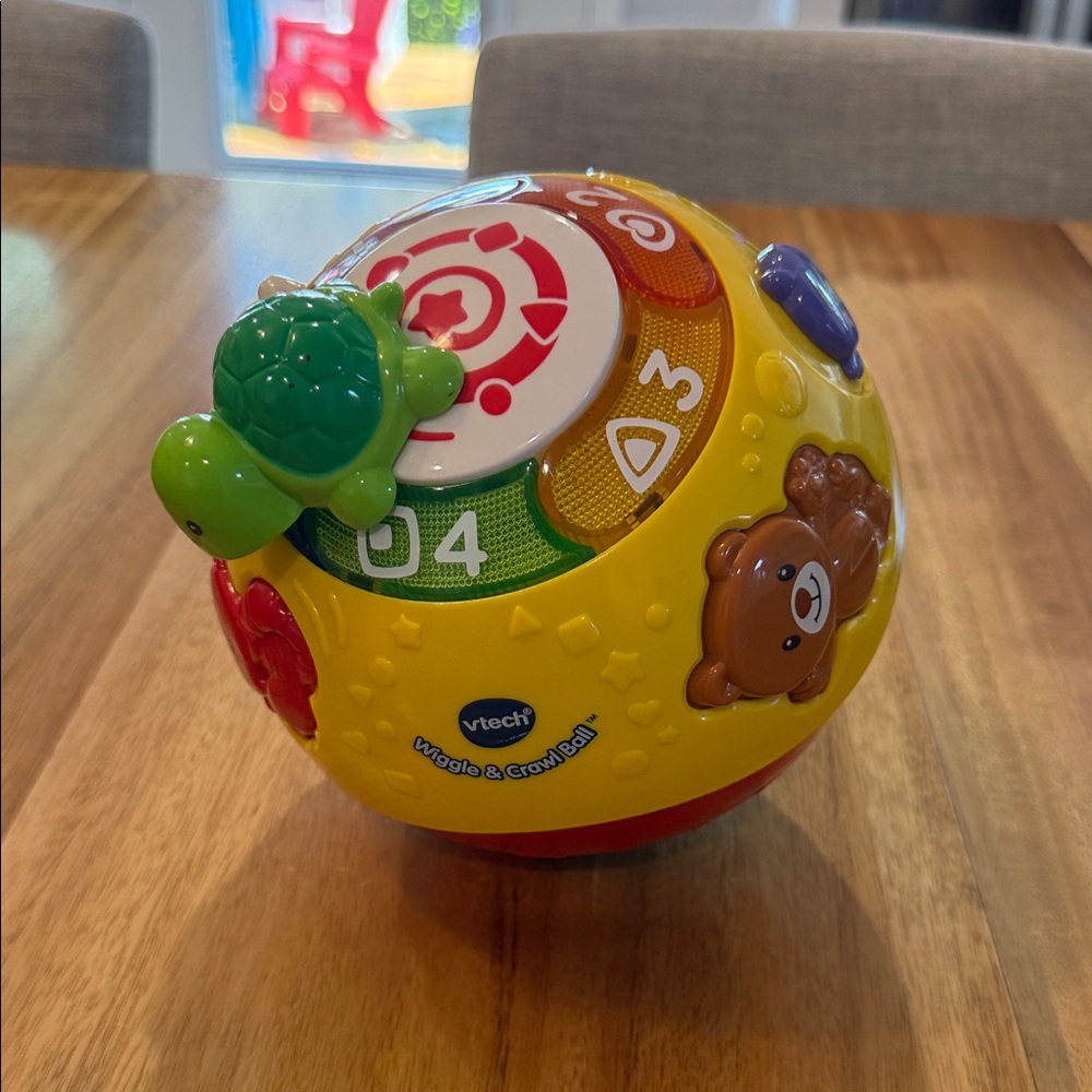 VTech Wiggle and Crawl Ball multicolor